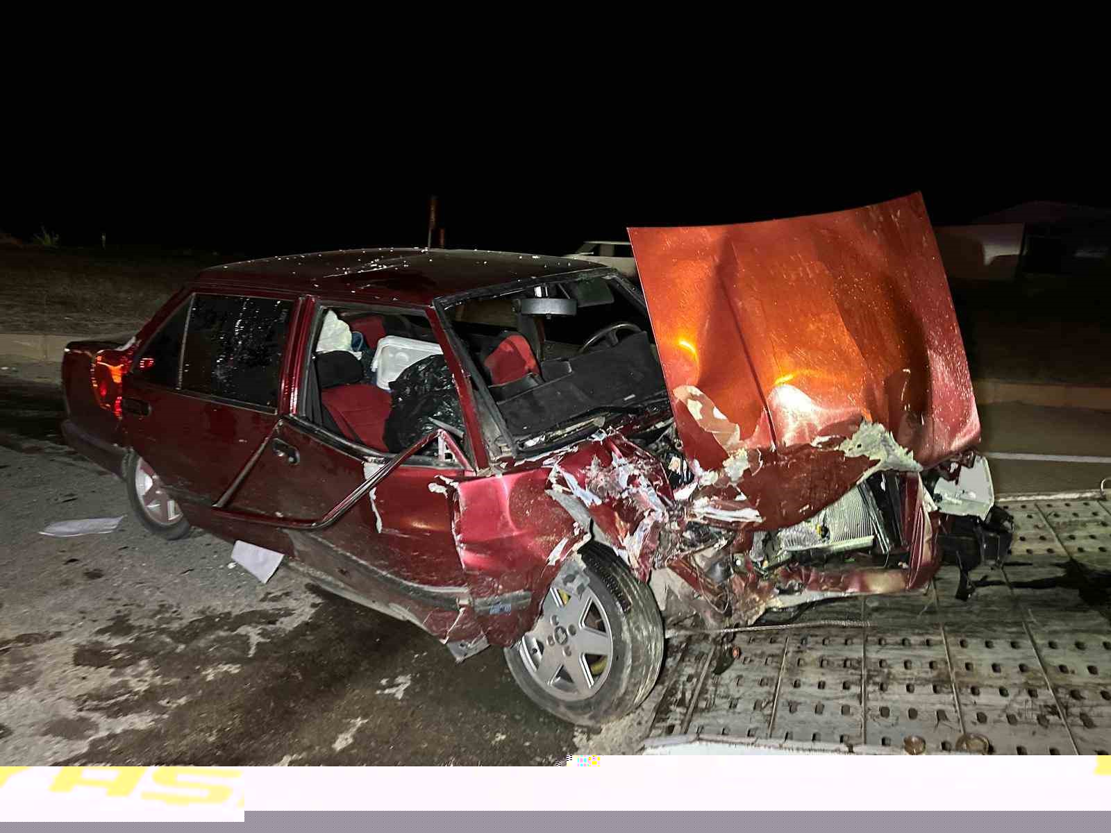 Uşak trafik kazası - Uşak'ta Kan Donduran Kaza: Kavşakta Zincirleme Facia, 6 Yaralı!